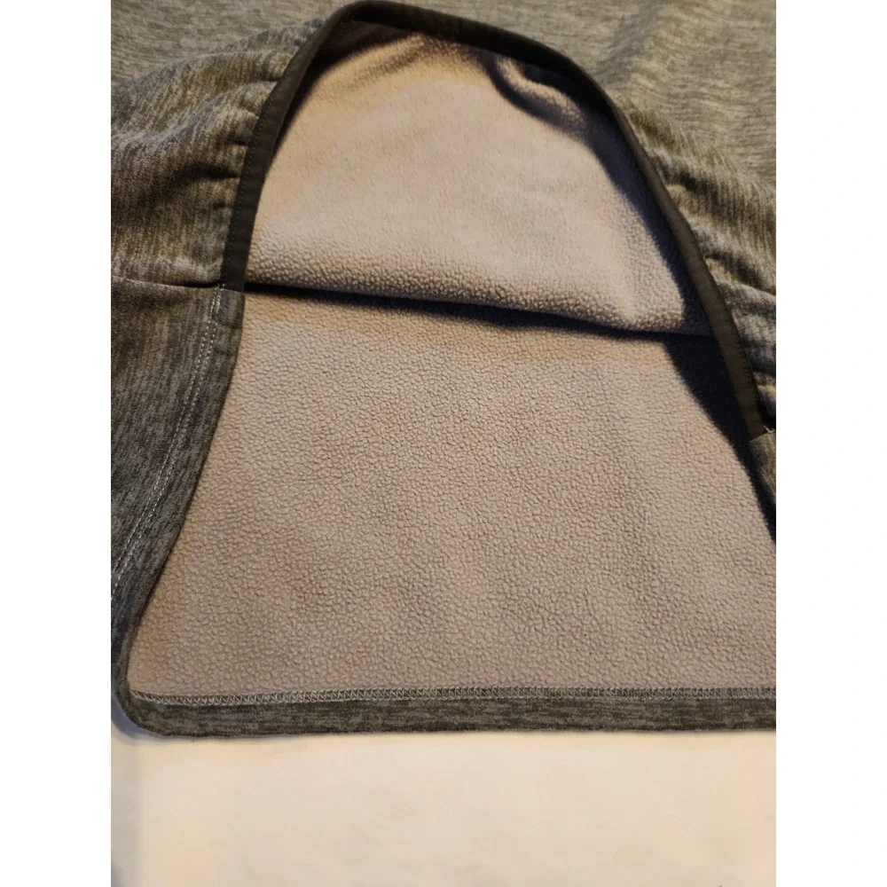 The North Face Men's Gray 1/4 Zip Pullover Mock Neck Long Sleeve Size Medium